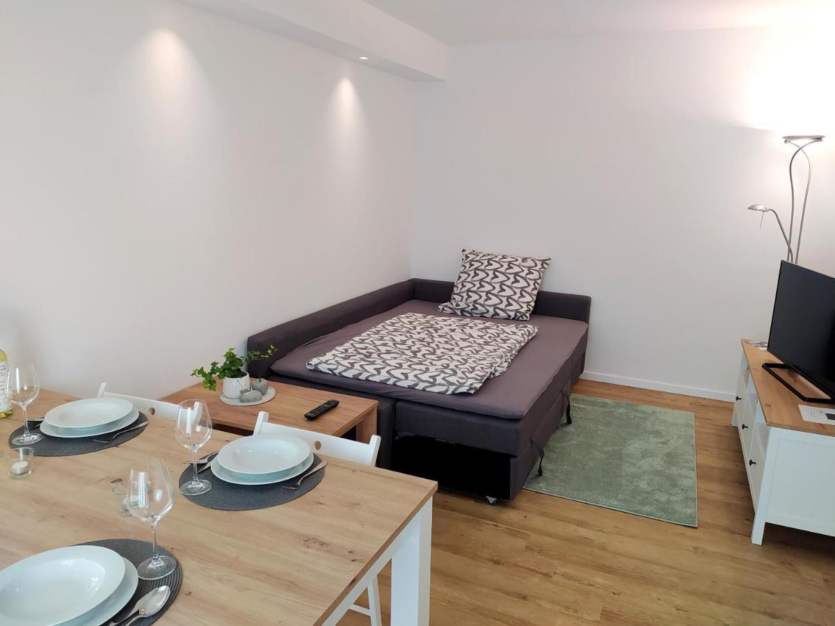 Fewo Wildflecken - Ferienwohnung Rhoen Neubau 2021 Buitenkant foto