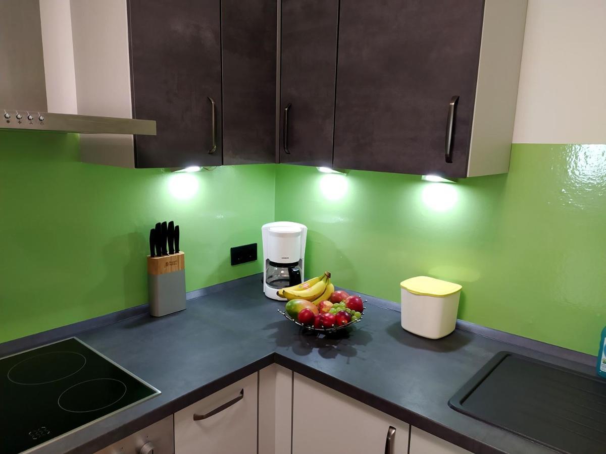 Fewo Wildflecken - Ferienwohnung Rhoen Neubau 2021 Buitenkant foto