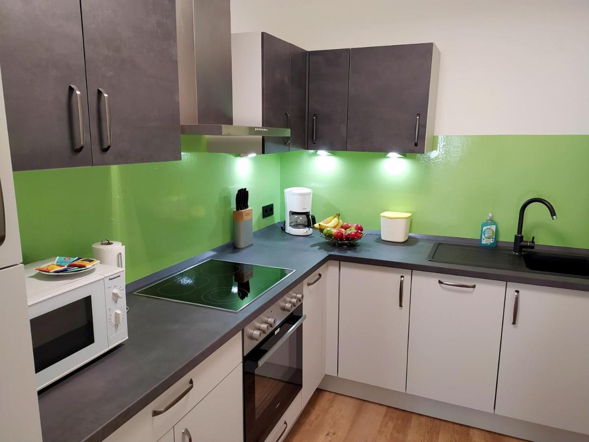 Fewo Wildflecken - Ferienwohnung Rhoen Neubau 2021 Buitenkant foto